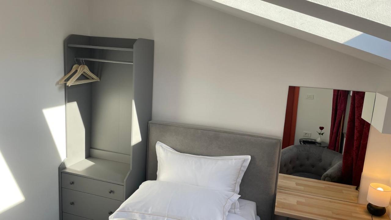 Madonca Rooms & Restaurant Nova Gorica Kültér fotó