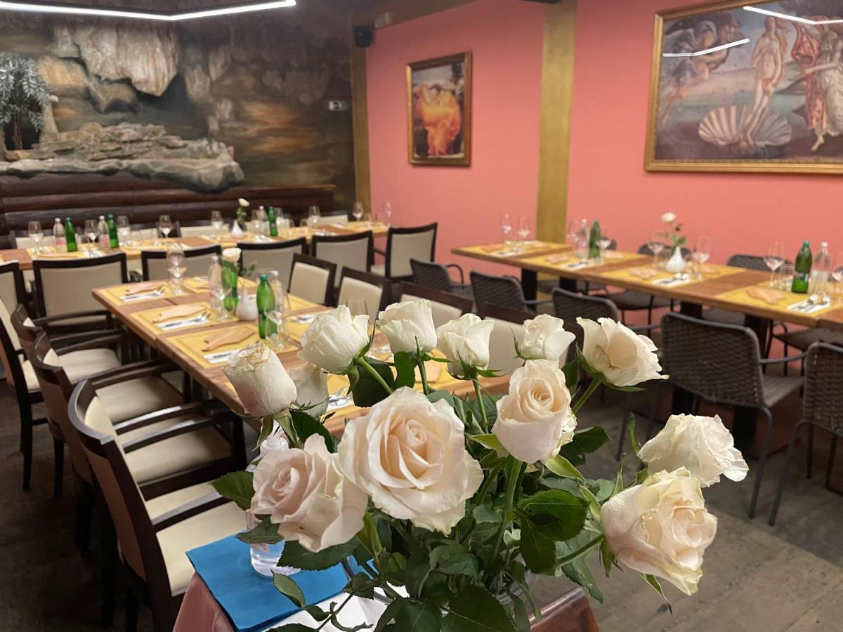 Madonca Rooms & Restaurant Nova Gorica Kültér fotó