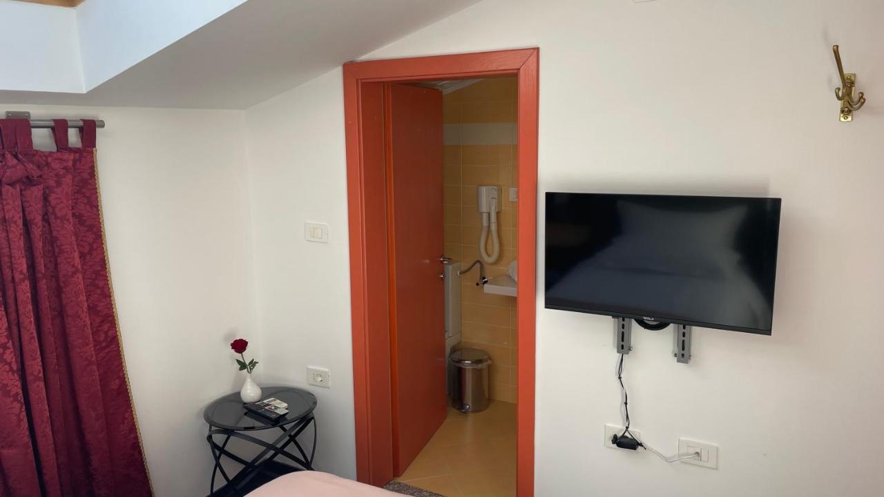 Madonca Rooms & Restaurant Nova Gorica Kültér fotó